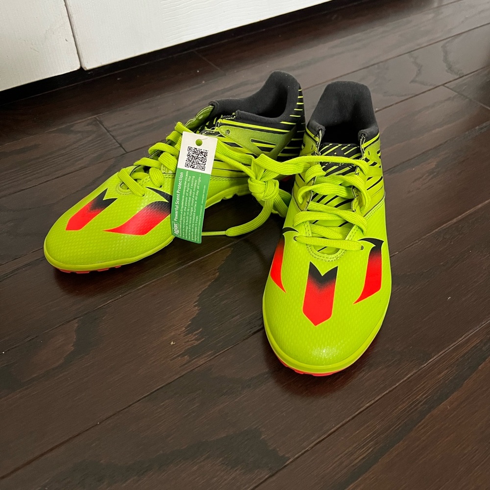 Cleats, Adidas,  Messi 15.3! indoor, turf, size 5Y. NEW!